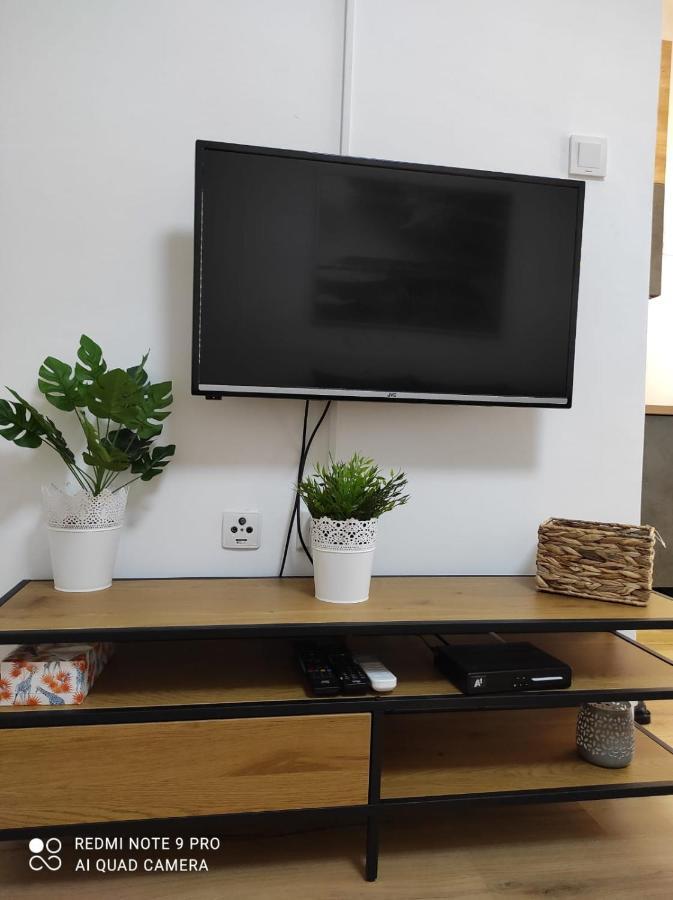 Apartman Branimir Novalja Εξωτερικό φωτογραφία